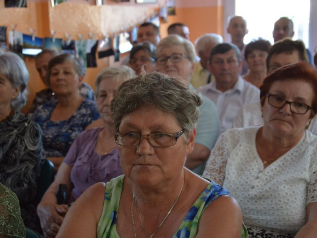 Promocja książki o historii szkoły w Brzostówcu