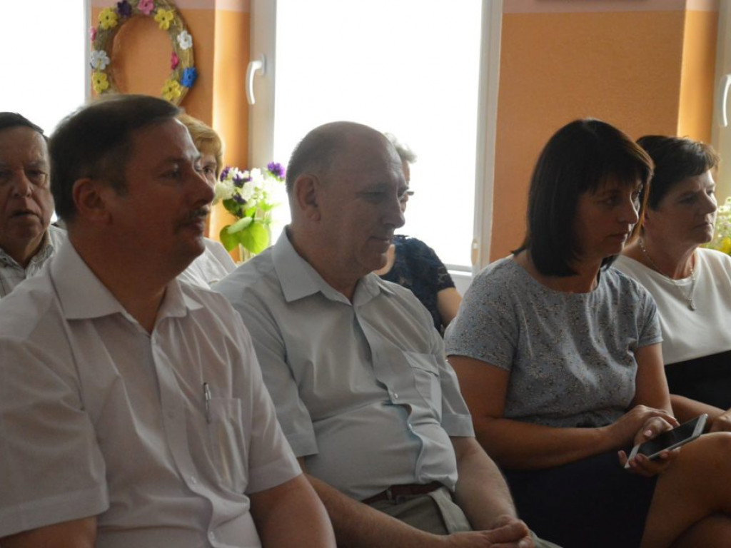 Promocja książki o historii szkoły w Brzostówcu