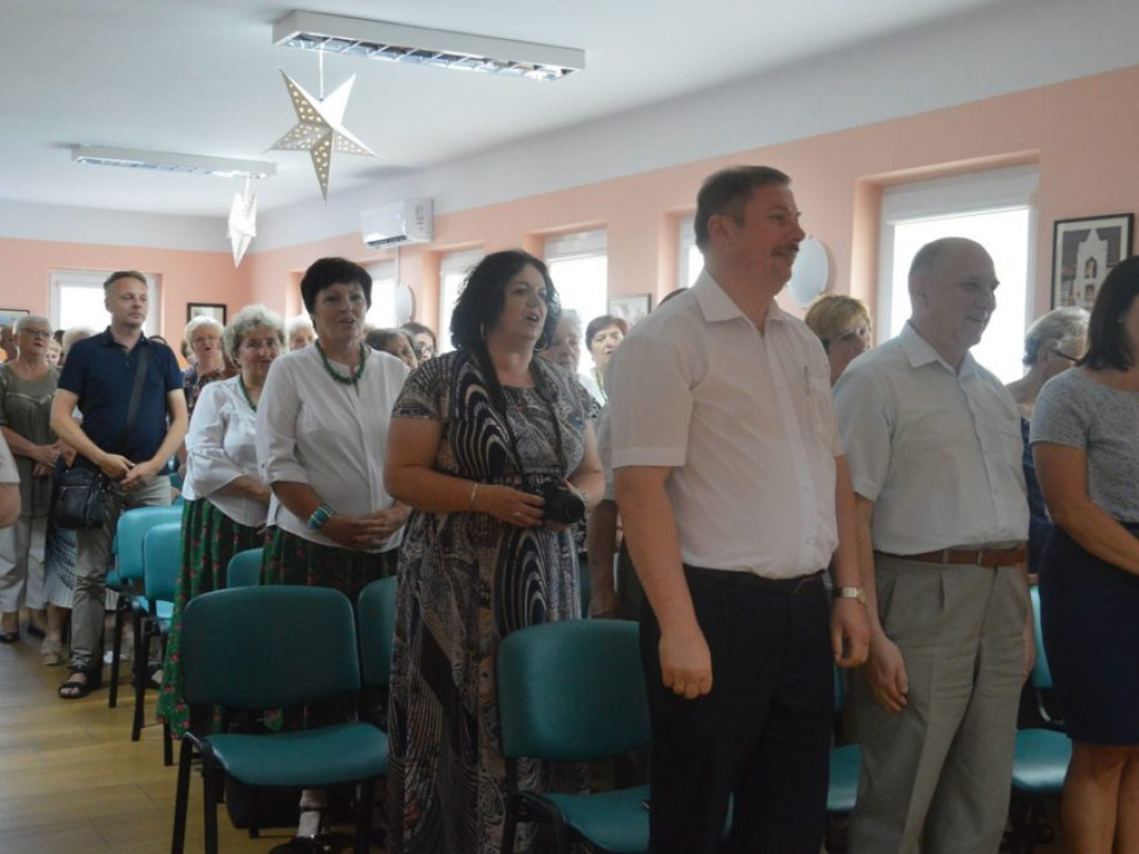 Promocja książki o historii szkoły w Brzostówcu