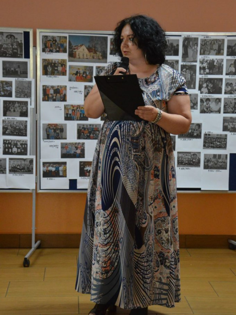 Promocja książki o historii szkoły w Brzostówcu