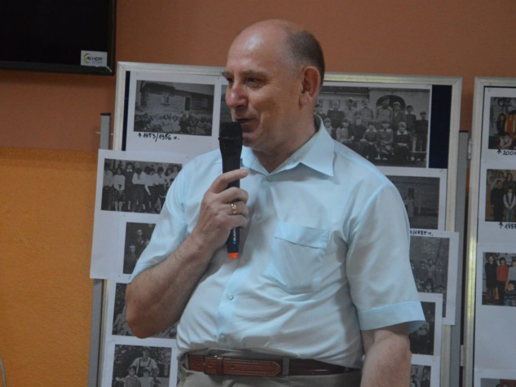 Promocja książki o historii szkoły w Brzostówcu
