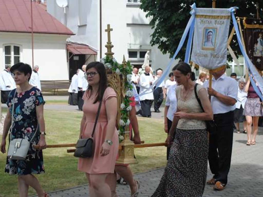 Odpust w kościele Trójcy Św. - zdjęcia