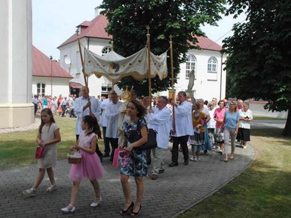 Odpust w kościele Trójcy Św. - zdjęcia