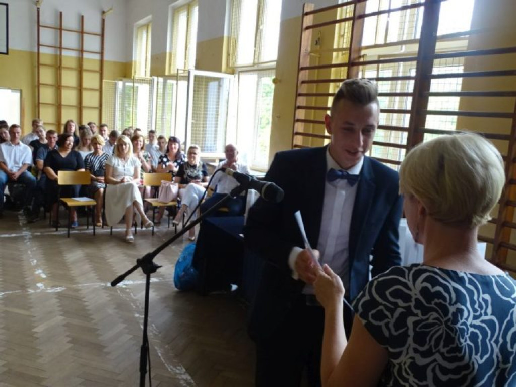 Zakończenie roku szkolnego w LO w Komarówce