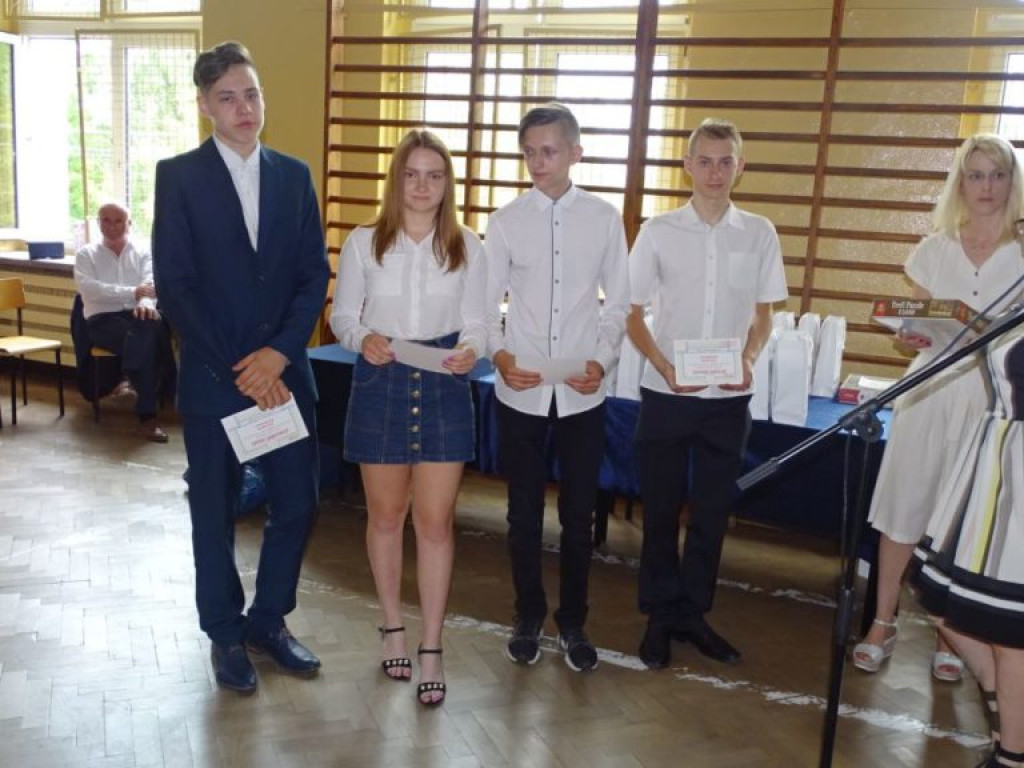 Zakończenie roku szkolnego w LO w Komarówce