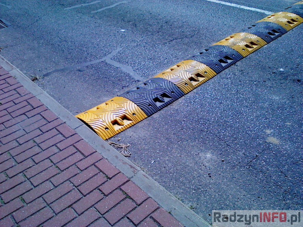 Nowe progi zwalniające w Radzyniu