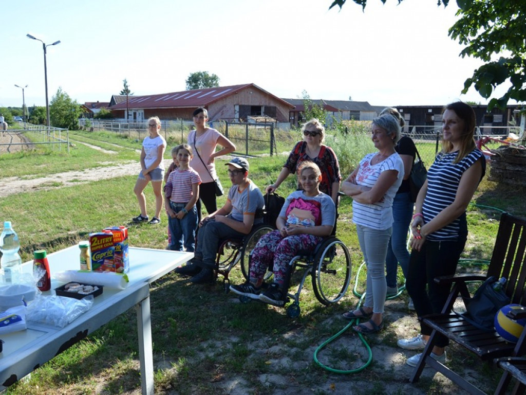 Spotkanie dla dzieci i rodziców w stadninie