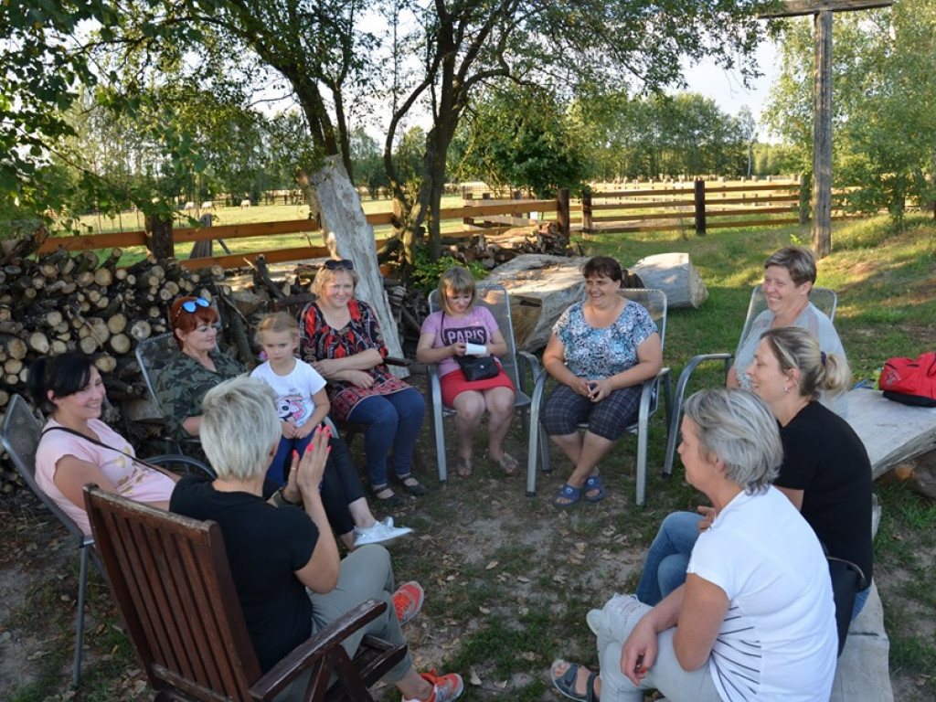 Spotkanie dla dzieci i rodziców w stadninie