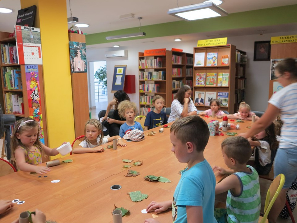 Zajęcia plastyczno-literackie dla dzieci w MBP