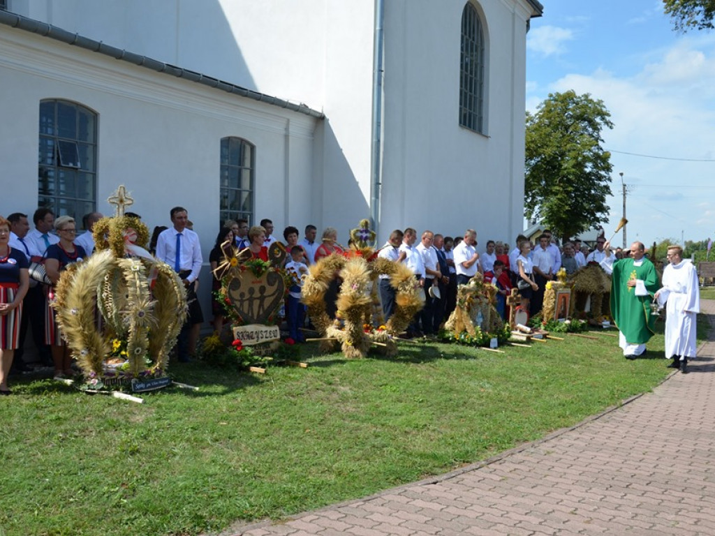 Dożynki w gminie Ulan-Majorat - część oficjalna