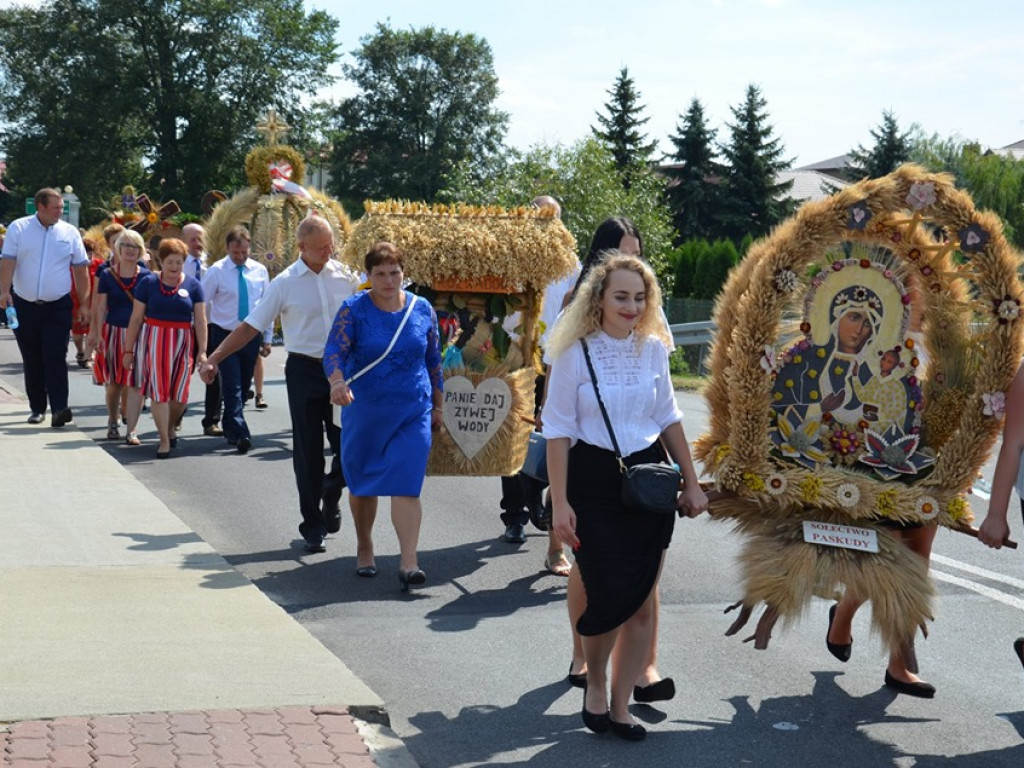Dożynki w gminie Ulan-Majorat - część oficjalna