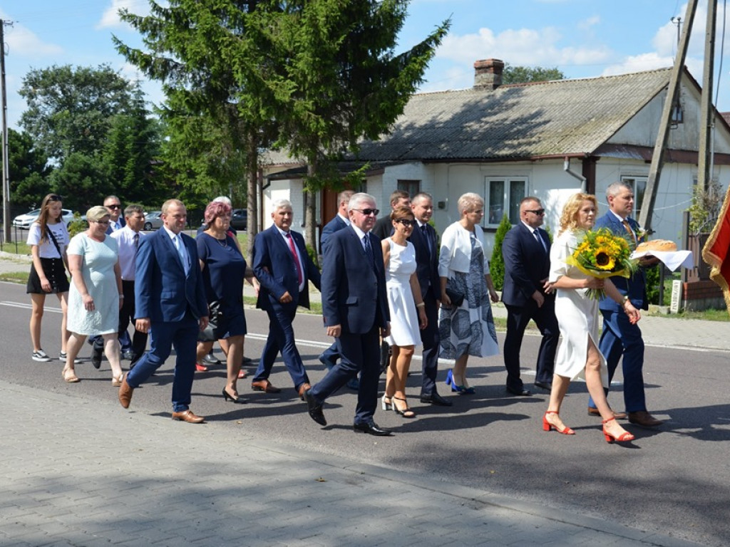 Dożynki w gminie Ulan-Majorat - część oficjalna