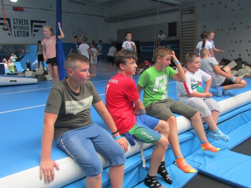 Wycieczka dla dzieci do Parku Trampolin