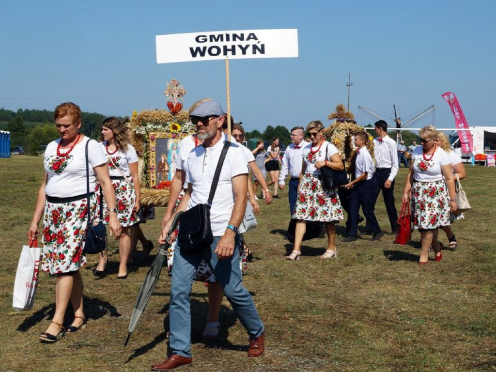 Dożynki gminno-powiatowe w Woli Osowińskiej - zdjęcia