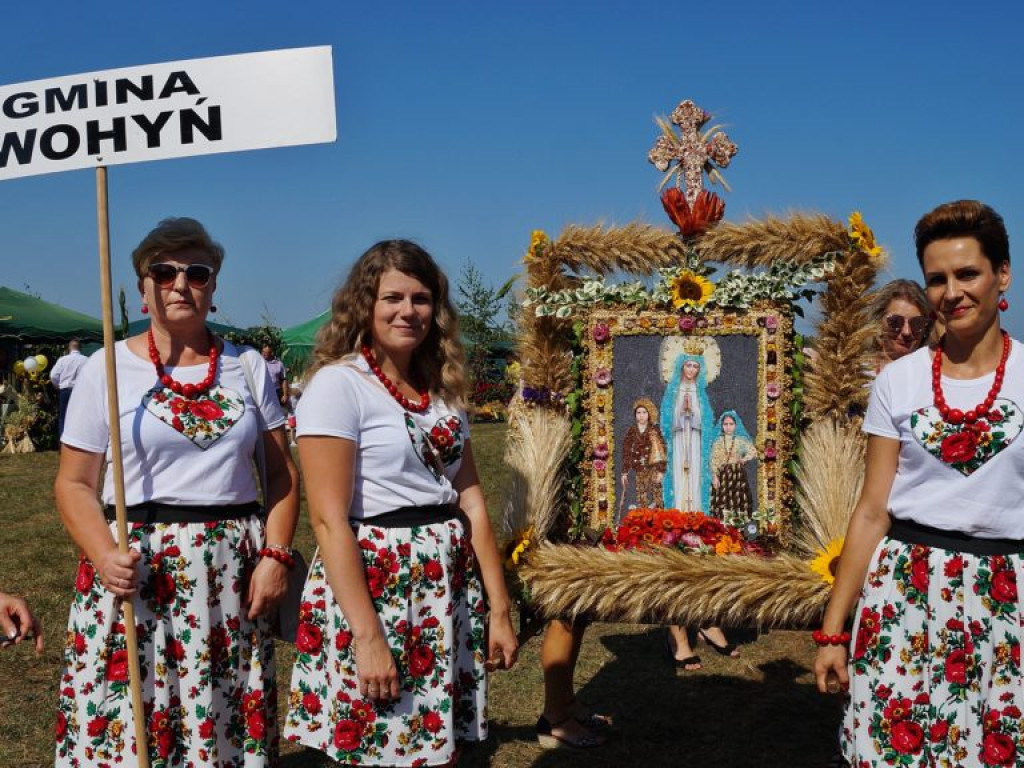 Dożynki gminno-powiatowe w Woli Osowińskiej - zdjęcia