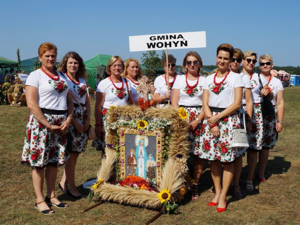 Dożynki gminno-powiatowe w Woli Osowińskiej - zdjęcia