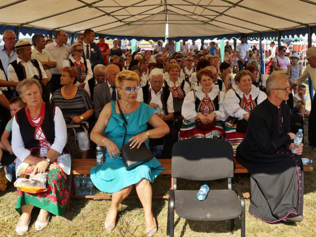 Dożynki gminno-powiatowe w Woli Osowińskiej - zdjęcia