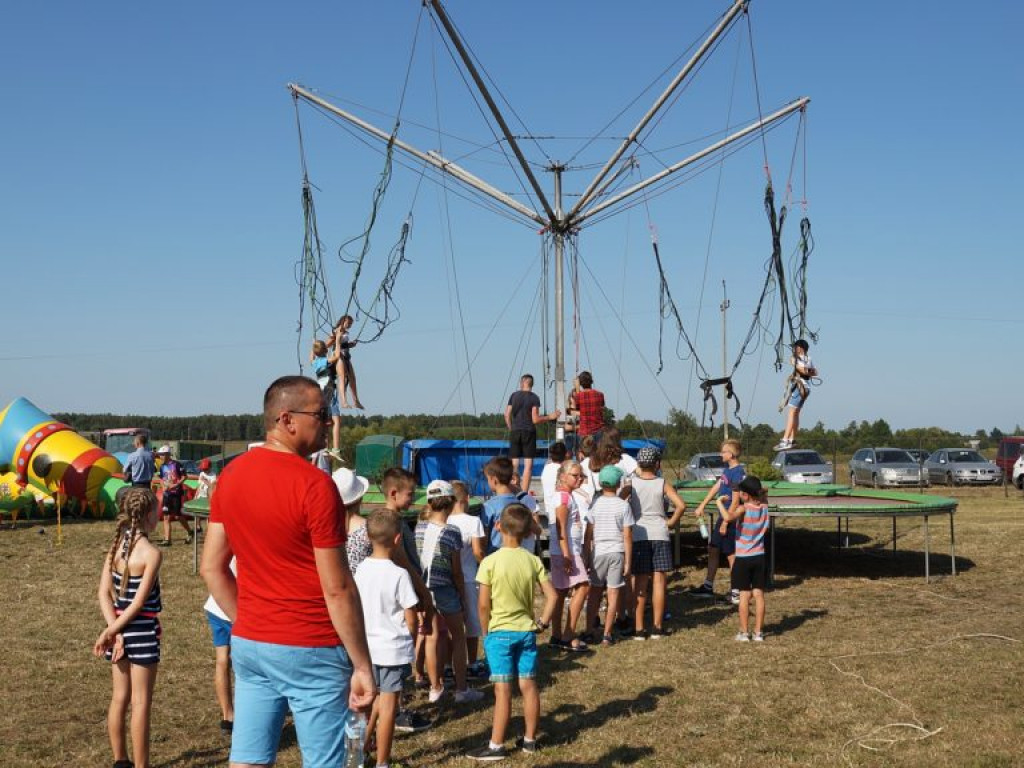 Dożynki gminno-powiatowe w Woli Osowińskiej - zdjęcia