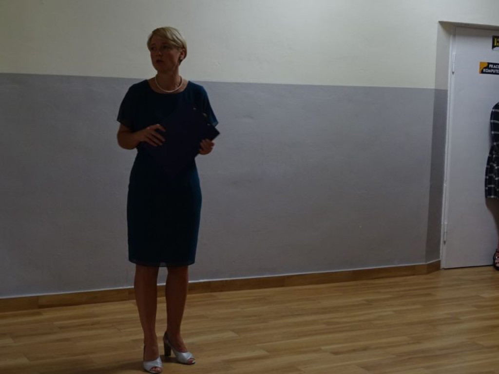 Rozpoczęcie roku szkolnego w LO w Komarówce P. - zdjęcia