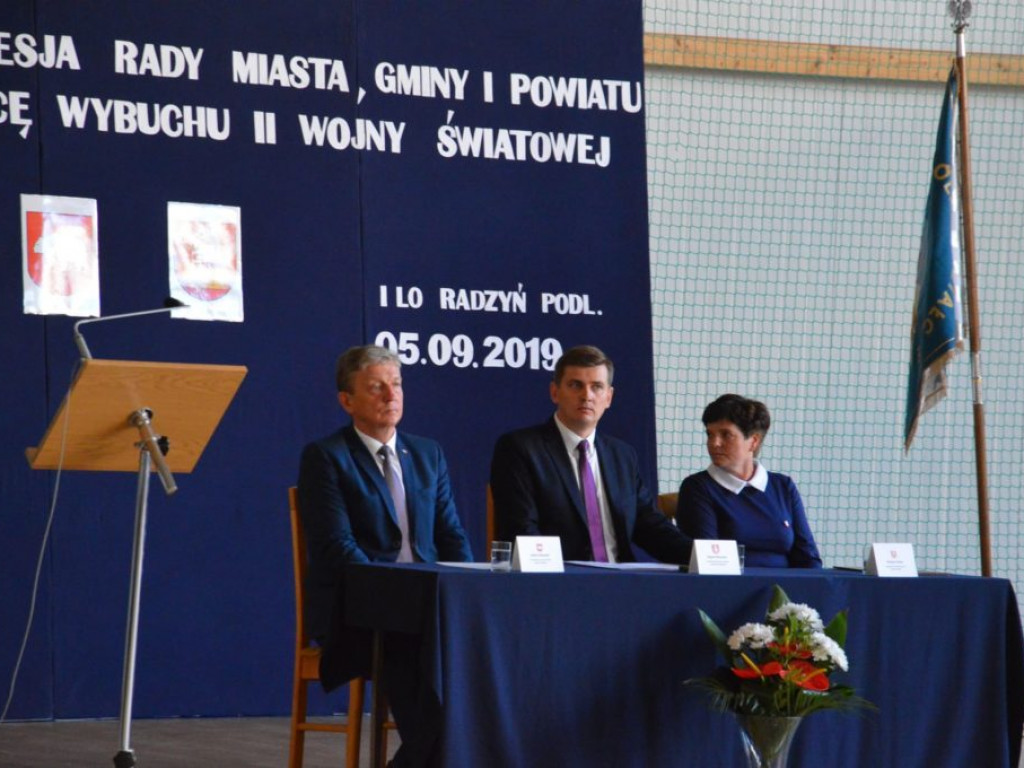 Połączona sesja rad i wystawa