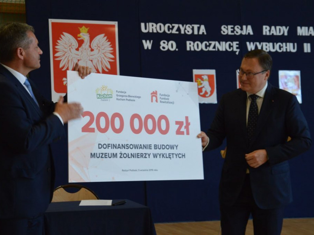 Połączona sesja rad i wystawa