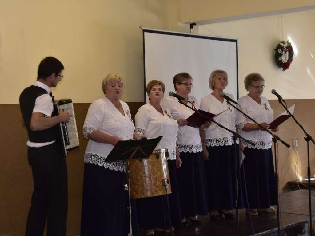 Spotkanie zespołów śpiewaczych w Polskowoli