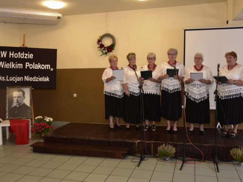 Spotkanie zespołów śpiewaczych w Polskowoli