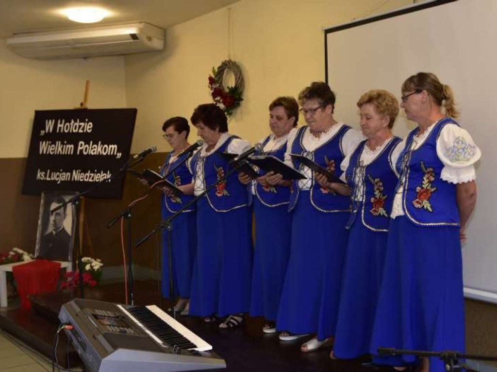 Spotkanie zespołów śpiewaczych w Polskowoli