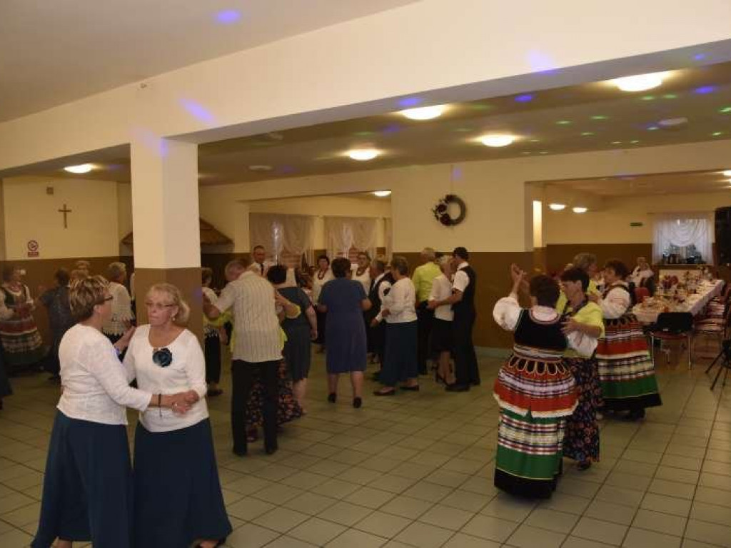 Spotkanie zespołów śpiewaczych w Polskowoli