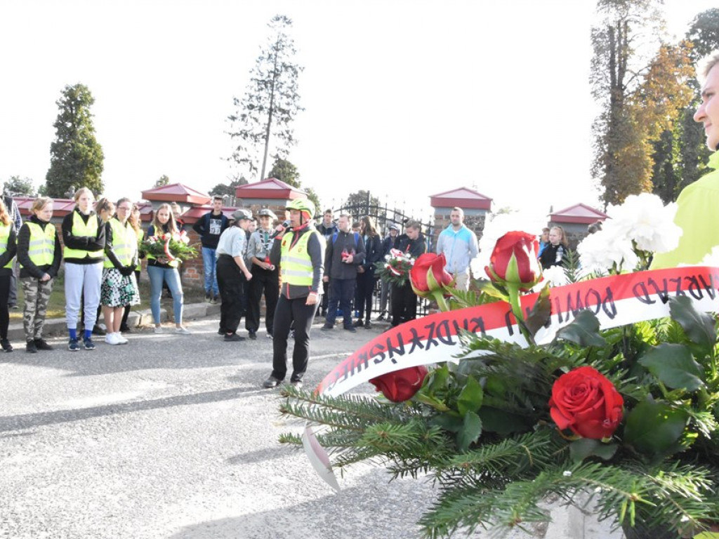 II Młodzieżowy Rajd Rowerowy Szlakiem Miejsc Pamięci Narodowej
