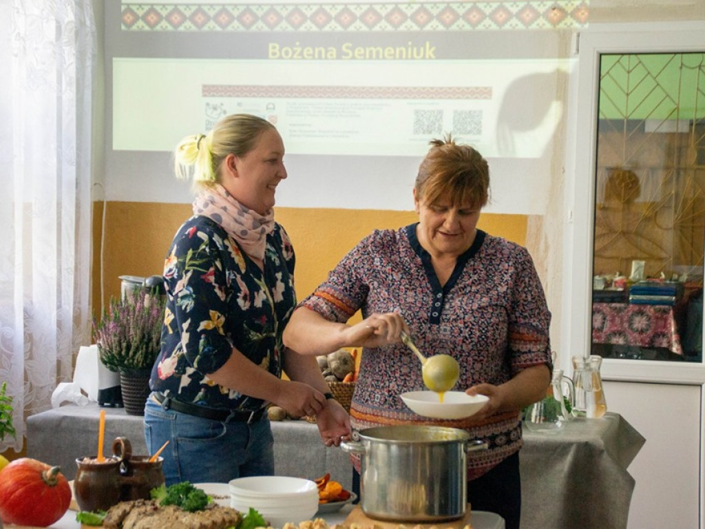 Warsztaty kulinarne w Lisiowólce