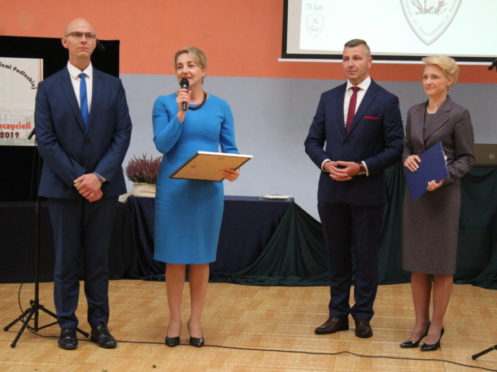 Zjazd absolwentów LO w Komarówce - zdjęcia