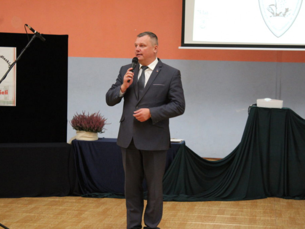 Zjazd absolwentów LO w Komarówce - zdjęcia