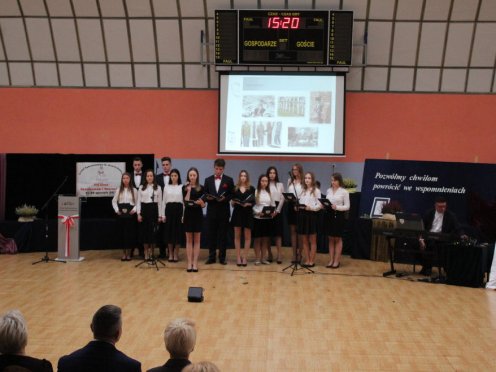 Zjazd absolwentów LO w Komarówce - zdjęcia