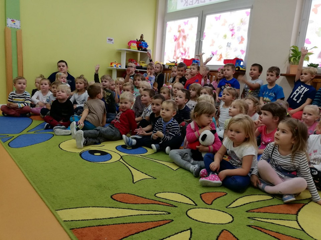 Przedstawienie w przedszkolu 