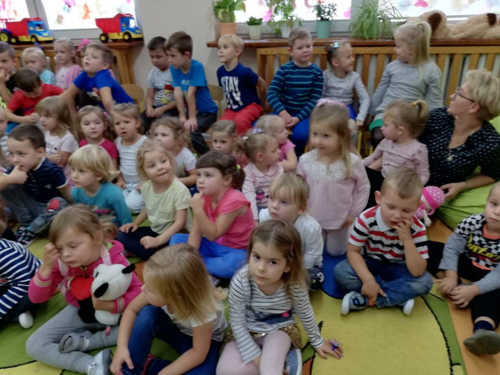 Przedstawienie w przedszkolu 