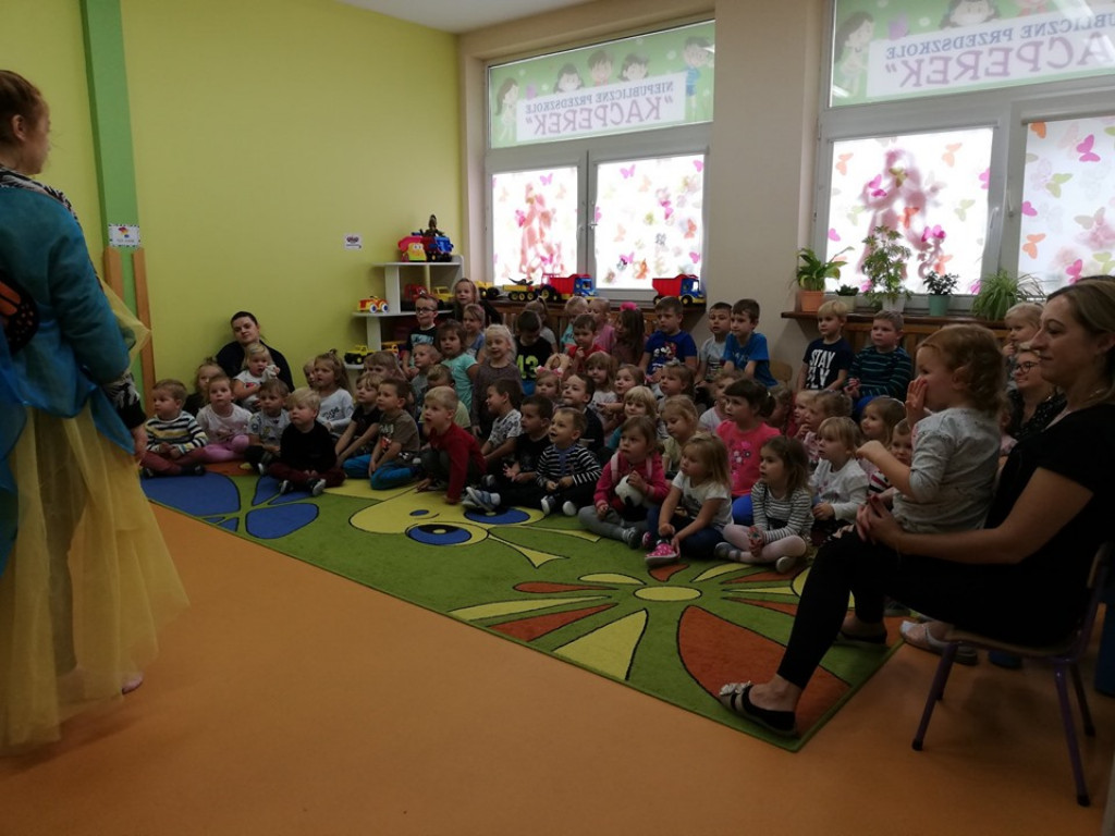 Przedstawienie w przedszkolu 