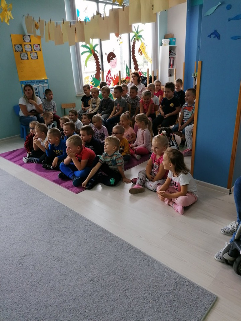 Przedstawienie w przedszkolu 