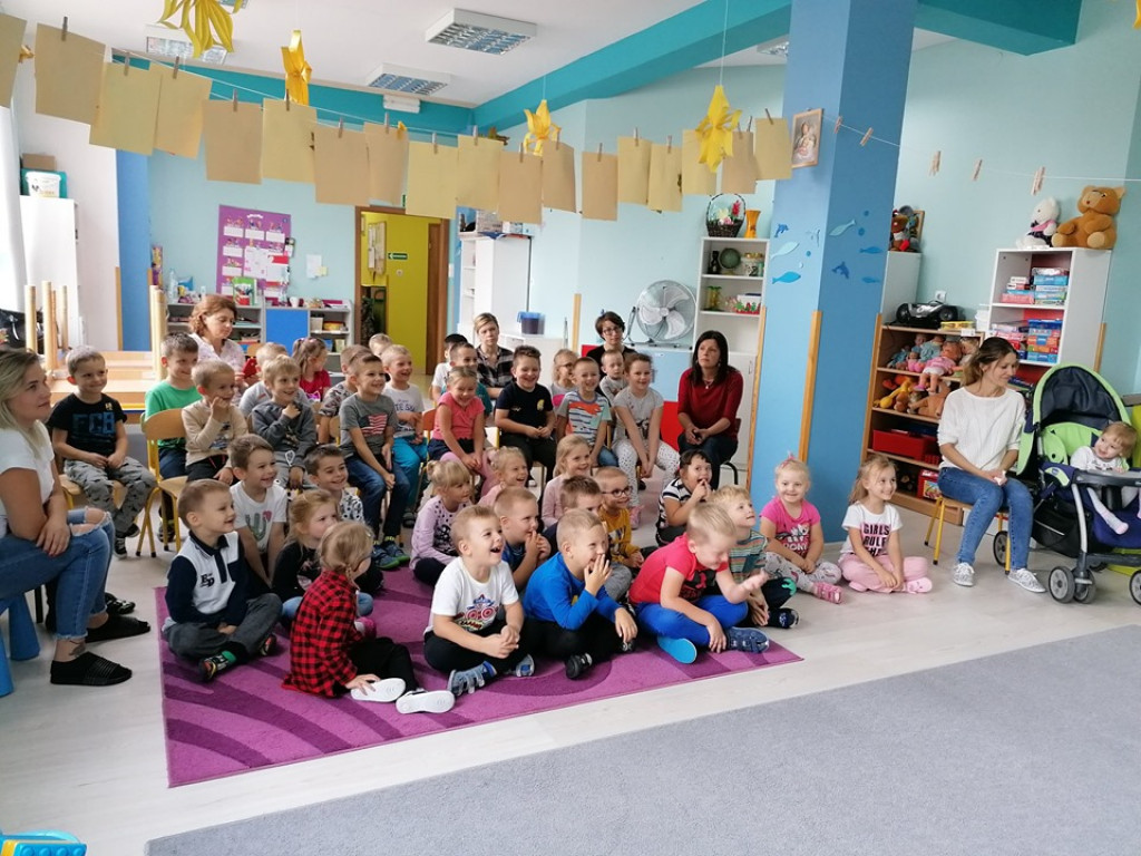 Przedstawienie w przedszkolu 