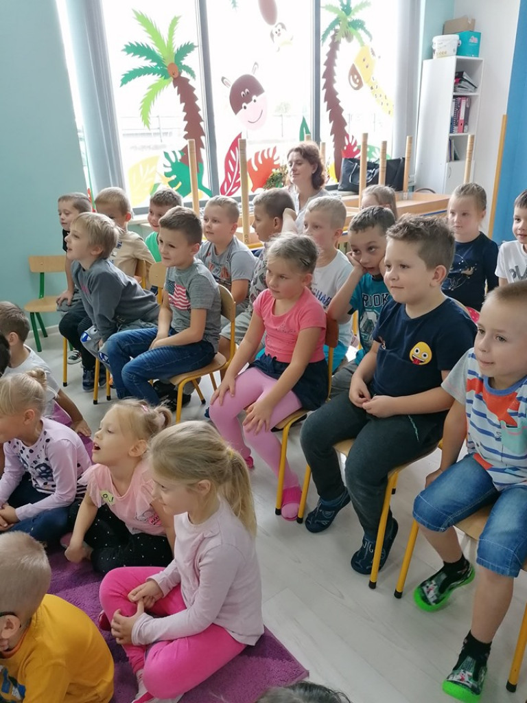 Przedstawienie w przedszkolu 