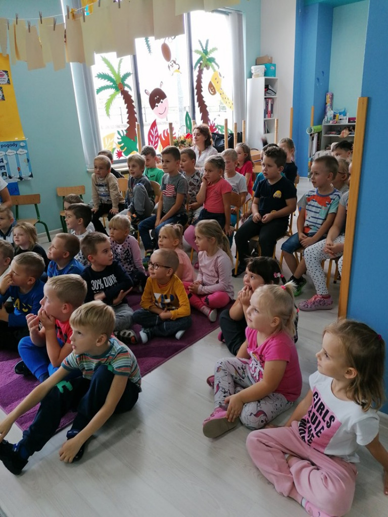 Przedstawienie w przedszkolu 