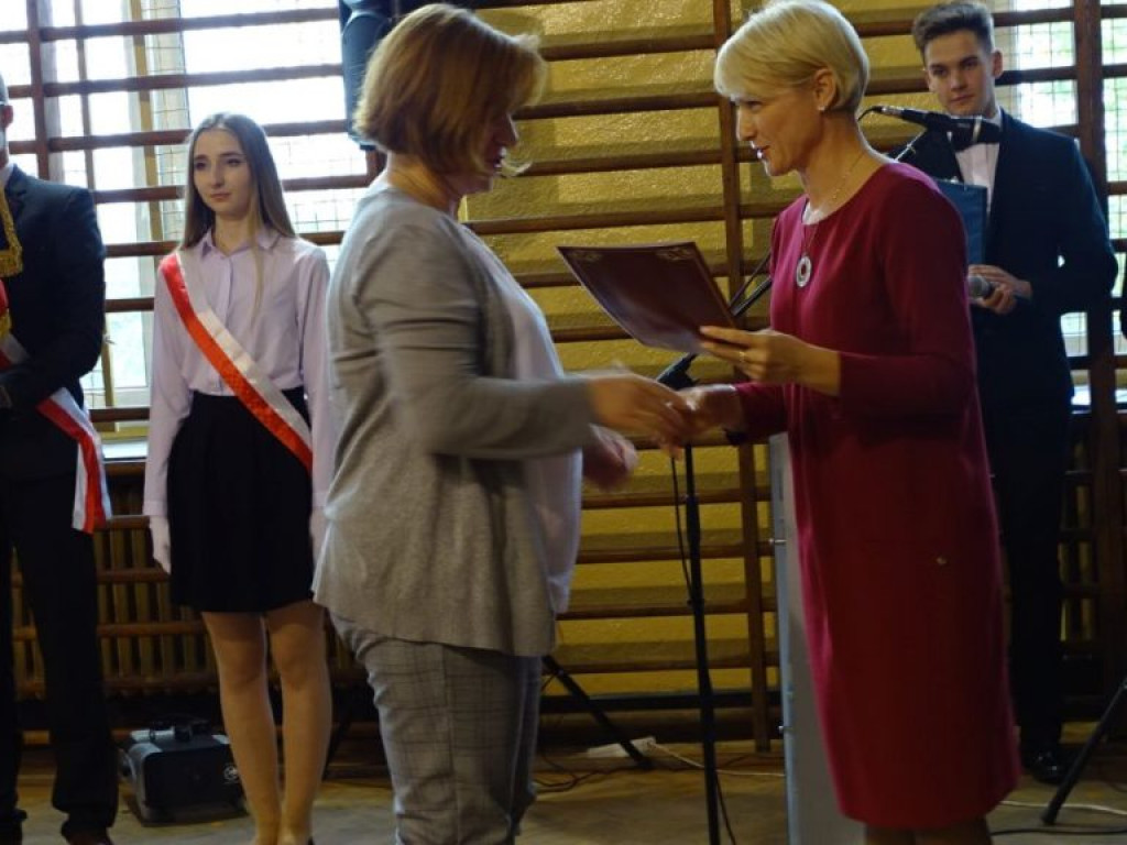 Dzień Edukacji Narodowej w LO w Komarówce Podl. - zdjęcia