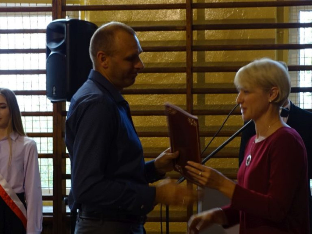 Dzień Edukacji Narodowej w LO w Komarówce Podl. - zdjęcia