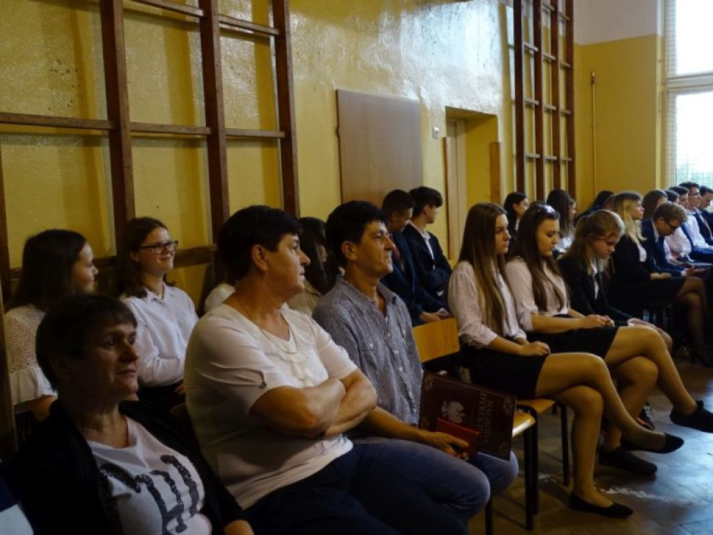 Dzień Edukacji Narodowej w LO w Komarówce Podl. - zdjęcia