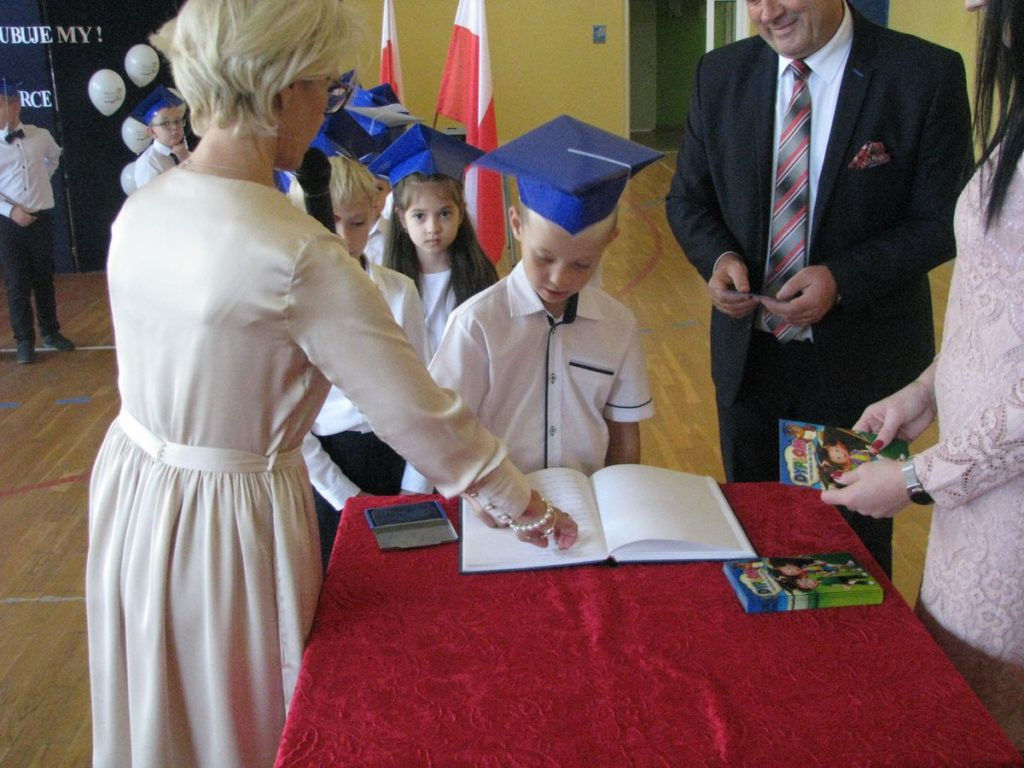 XIX Dzień Papieski w ZPO w Borkach