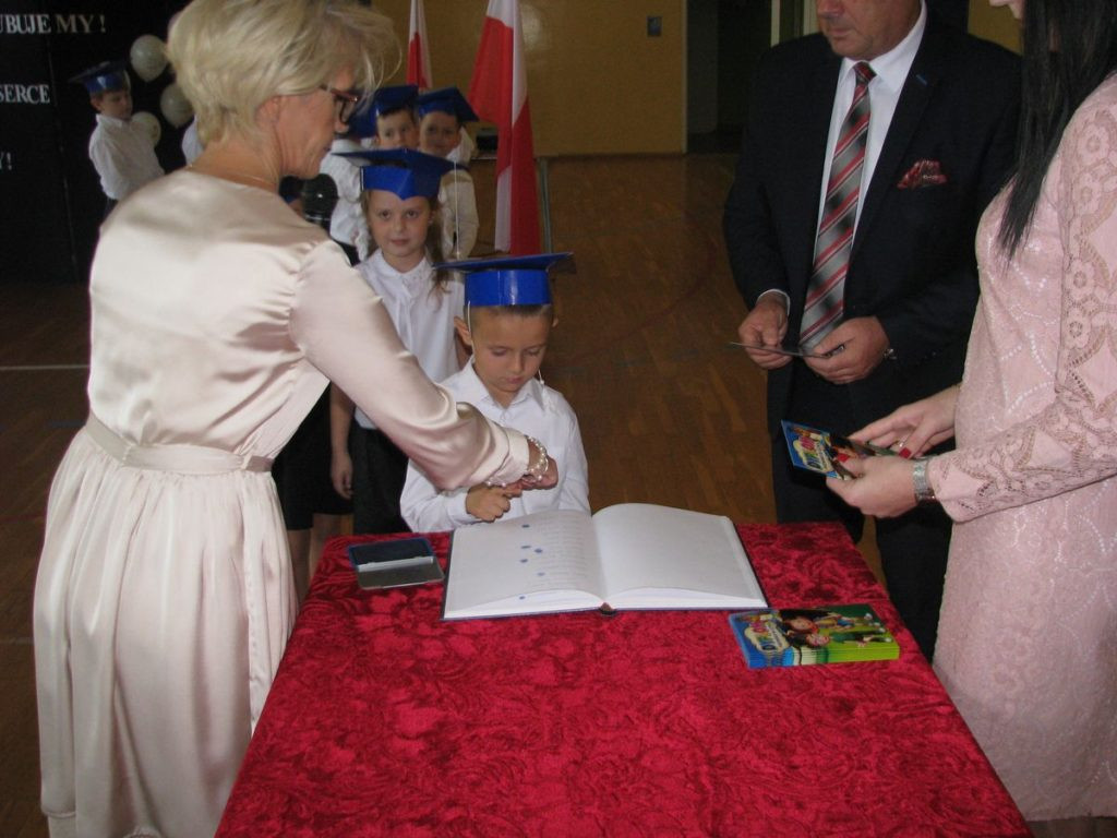 XIX Dzień Papieski w ZPO w Borkach