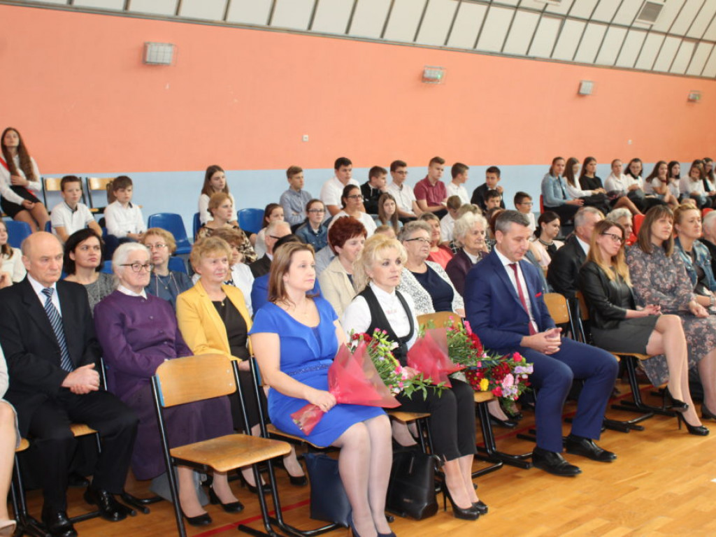 Dzień Edukacji Narodowej w SP w Komarówce Podl. - zdjęcia