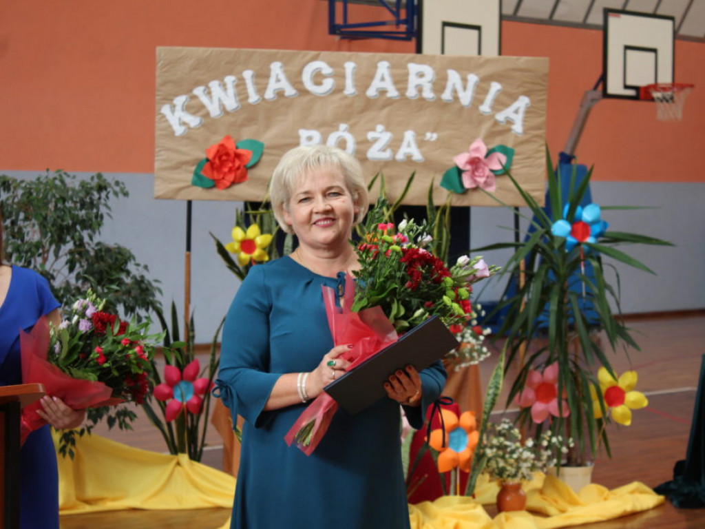 Dzień Edukacji Narodowej w SP w Komarówce Podl. - zdjęcia