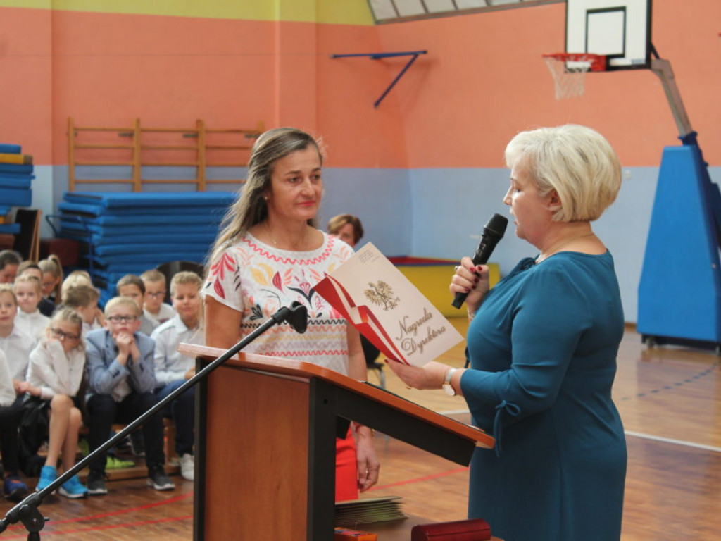 Dzień Edukacji Narodowej w SP w Komarówce Podl. - zdjęcia