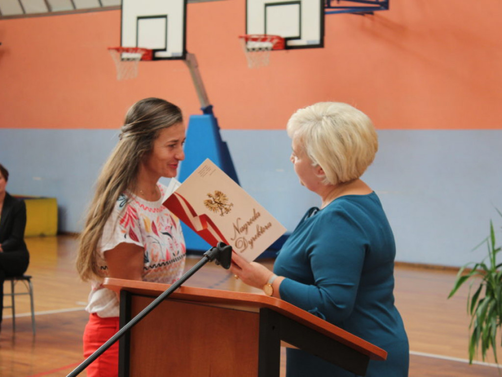 Dzień Edukacji Narodowej w SP w Komarówce Podl. - zdjęcia